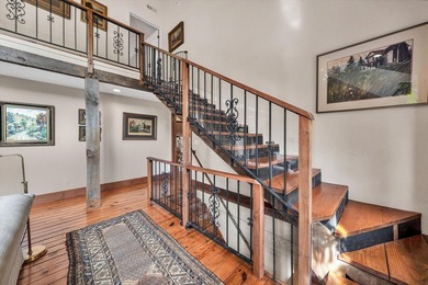 Lakefront property , 4 Bed 3 Bath log-style home in Lakeshore - photo 40