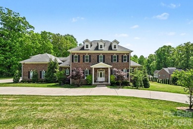 TURN KEY LUXURY  WITH CONSISTENT TRACK RECORD OF BOOKINGS YEAR - photo 1