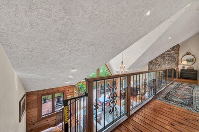 Lakefront property , 4 Bed 3 Bath log-style home in Lakeshore - photo 41