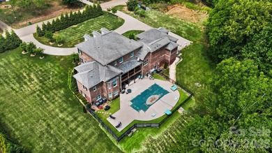 TURN KEY LUXURY  WITH CONSISTENT TRACK RECORD OF BOOKINGS YEAR - photo 2