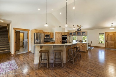 Secluded and quiet, this exceptional ranch-style home is nestled - photo 4