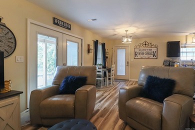 Spring River Cabin - Fully Furnished & Move-In Ready! Experience - photo 18