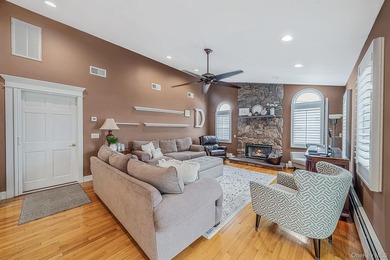 Welcome to this beautifully expanded split-level home situated - photo 27