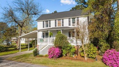 Charming historic home in the heart of Belhaven, full of - photo 4