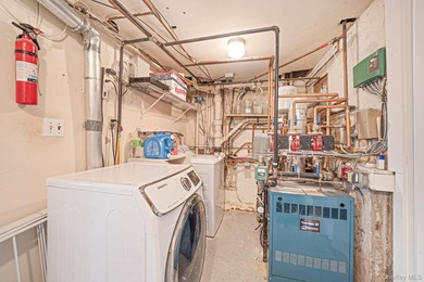 Welcome to this beautifully expanded split-level home situated - photo 36