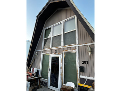 Flaming Gorge Lake Home For Sale in Manila Utah