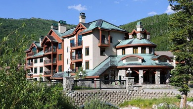 Don't miss out on one of the premiere condominium units in the - photo 1