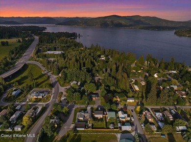 Experience the best of North Idaho living in this stunning - photo 3