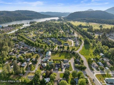 Experience the best of North Idaho living in this stunning - photo 5
