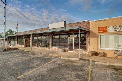 Lake Taneycomo Commercial For Sale in Forsyth Missouri