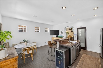 Nestled on a quiet cul-de-sac in highly desirable Alamitos - photo 14