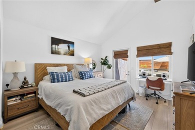 Nestled on a quiet cul-de-sac in highly desirable Alamitos - photo 18