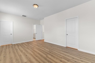Imagine coming home to a quiet, tree-lined community just - photo 20