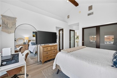 Nestled on a quiet cul-de-sac in highly desirable Alamitos - photo 20