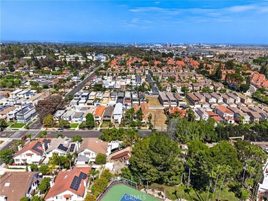 Nestled on a quiet cul-de-sac in highly desirable Alamitos - photo 40