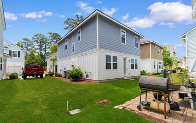 Imagine coming home to a quiet, tree-lined community just - photo 42