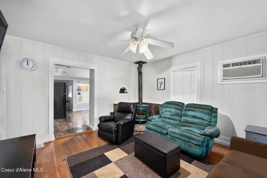 Fantastic First-time homeowner or investment opportunity in - photo 4