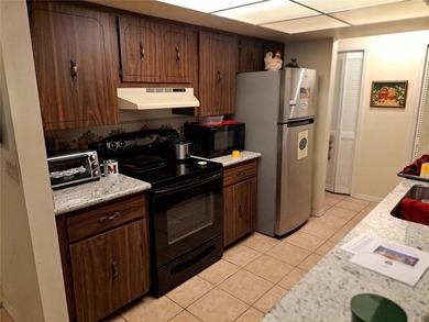 Stunning country charm with lots of privacy, this 3 bedroom 2 - photo 14
