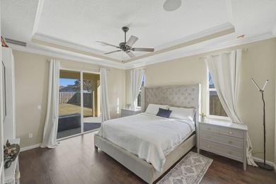 Welcome to this beautifully upgraded home located in the heart - photo 10