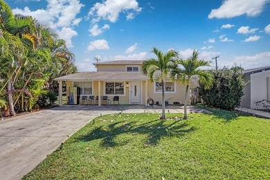 Spacious 6-bedroom single-family home with NO HOA offering - photo 1