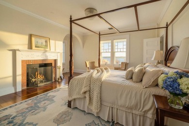 A Gold Coast Legacy Estate: Along the storied bluffs of Lloyd - photo 33