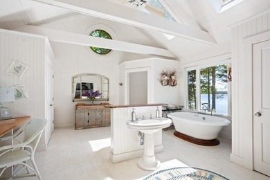 Built in 1917 by John Aspinwall, this extraordinary retreat is - photo 9