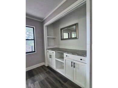 Don't settle for cookie cutter!
Lakefront . 4 bed / 2 bath . 1 - photo 16