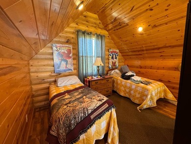 Well maintained log cabin located on Clear Lake - Lake City, SD - photo 16