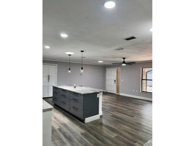 Don't settle for cookie cutter!
Lakefront . 4 bed / 2 bath . 1 - photo 19