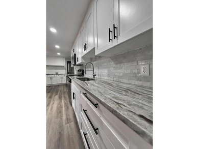 Don't settle for cookie cutter!
Lakefront . 4 bed / 2 bath . 1 - photo 23