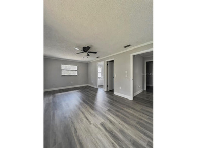 Don't settle for cookie cutter!
Lakefront . 4 bed / 2 bath . 1 - photo 24