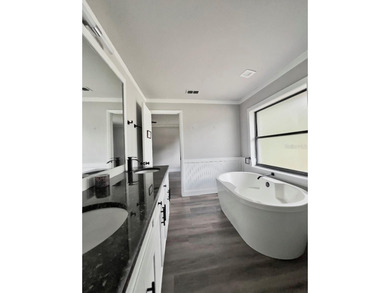 Don't settle for cookie cutter!
Lakefront . 4 bed / 2 bath . 1 - photo 28