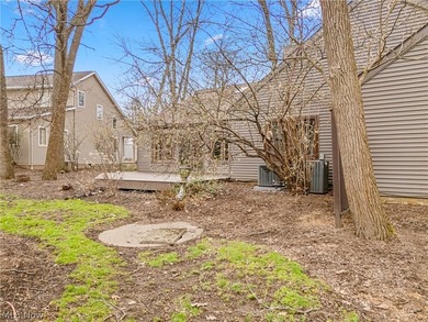 Living doesn't get much easier than with this contemporary three - photo 33