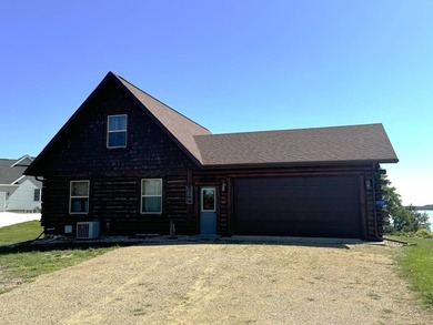 Well maintained log cabin located on Clear Lake - Lake City, SD - photo 45