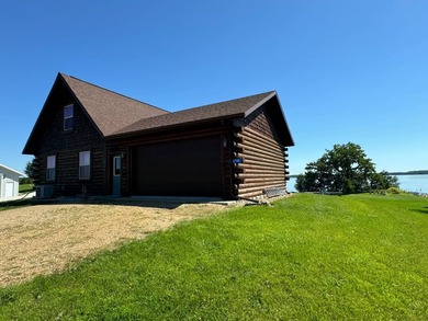 Well maintained log cabin located on Clear Lake - Lake City, SD - photo 48