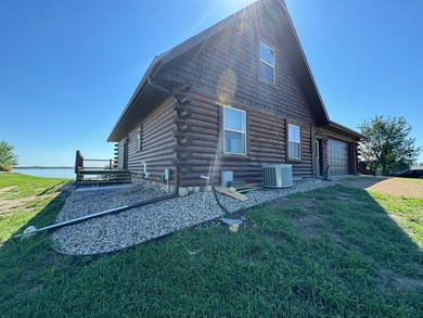 Well maintained log cabin located on Clear Lake - Lake City, SD - photo 49