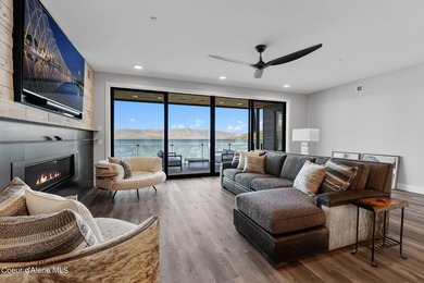 Welcome to Seasons at Sandpoint's newest addition: Building 8 - photo 10