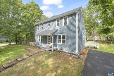 Lake Home For Sale in Palmyra, Virginia
