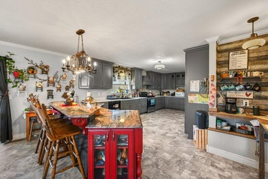 Secluded Ranch Style Home, completely updated! Features 4 - photo 34