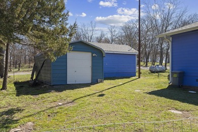 Welcome to your private lakeside retreat on beautiful Lake - photo 38