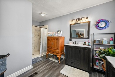 Secluded Ranch Style Home, completely updated! Features 4 - photo 44