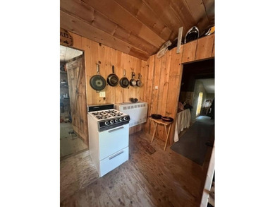 Whether you are looking for a peaceful getaway or a place to - photo 8