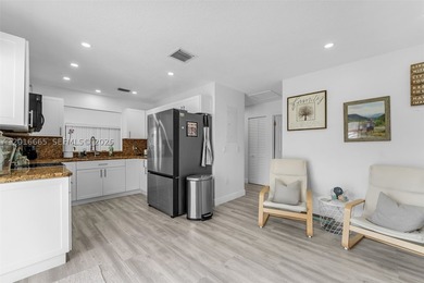 Beautiful 3-bedroom, 2-bath single-family home located in a - photo 12