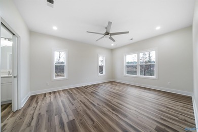 Beautiful 3BR/2.5BA elevated home with just over 1700 square - photo 16