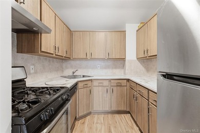 Welcome to this charming semi-attached two-family home offering - photo 17