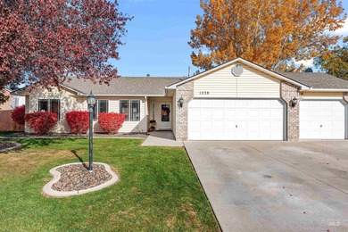 Lake Lowell Home Sale Pending in Nampa Idaho