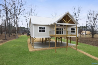 Beautiful 3BR/2.5BA elevated home with just over 1700 square - photo 28