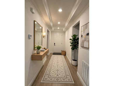 Welcome to this beautiful home in Torino with 4 Bedrooms, 3 - photo 4