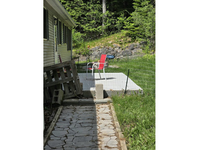 Looking for that waterfront home with a tranquil and peaceful - photo 6