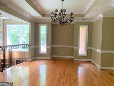 Elegant Lakefront Home with Exceptional Views and Amenities - photo 11